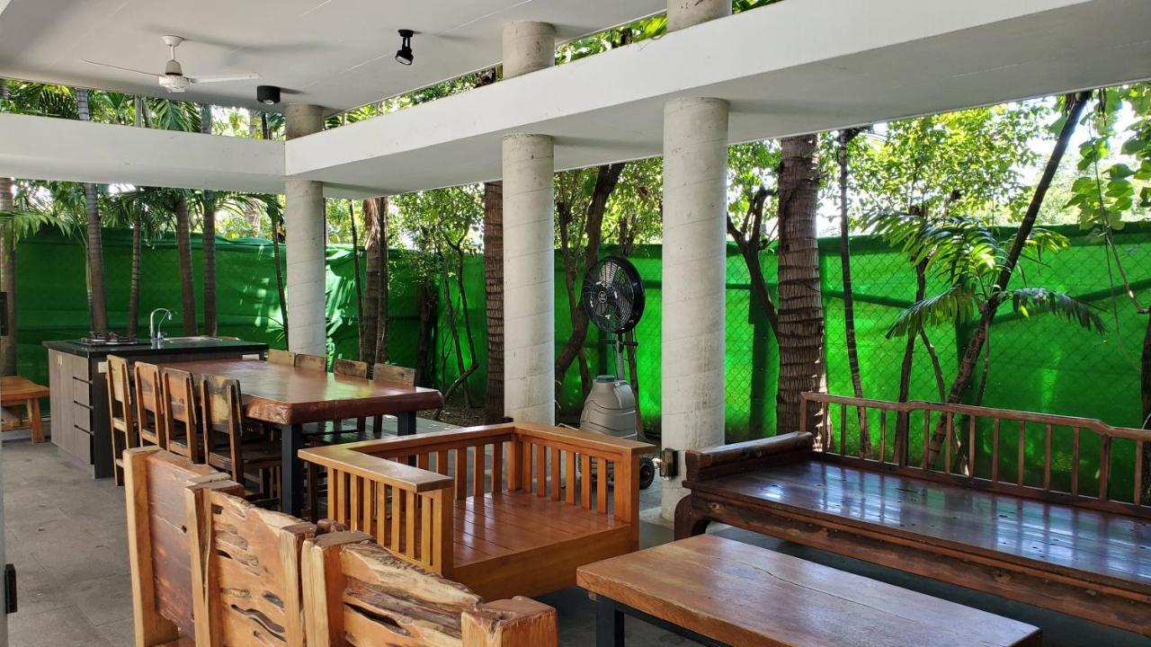 Fu Wan Cafe Villa Donggang Extérieur photo